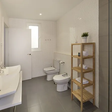 Nextdoor Apartment *